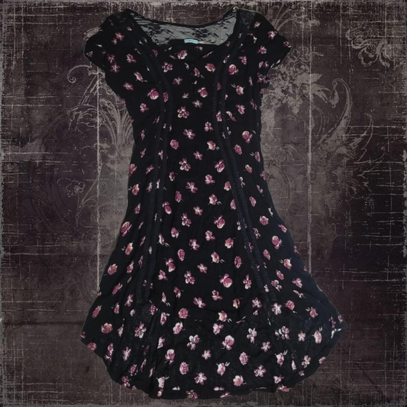 Kimchi Blue | Dresses | Kimchi Blue Wildflower Dress Aso Violet Harmon |  Poshmark